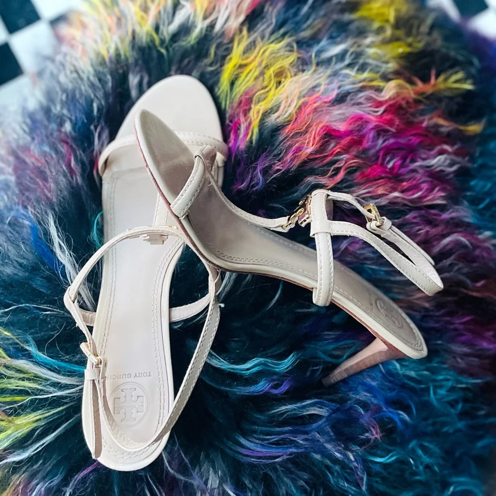 TORY BURCH | 9.5 | Cream 2.75β Tan Kitten Leather Kitten Sling Back Heels Pumps - Picture 2 of 9